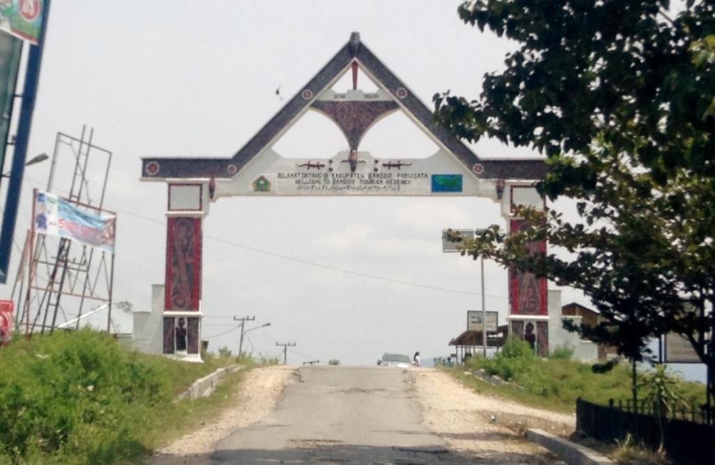 TUKTUK SIADONG (Pusat Pariwisata terbesar di Samosir)